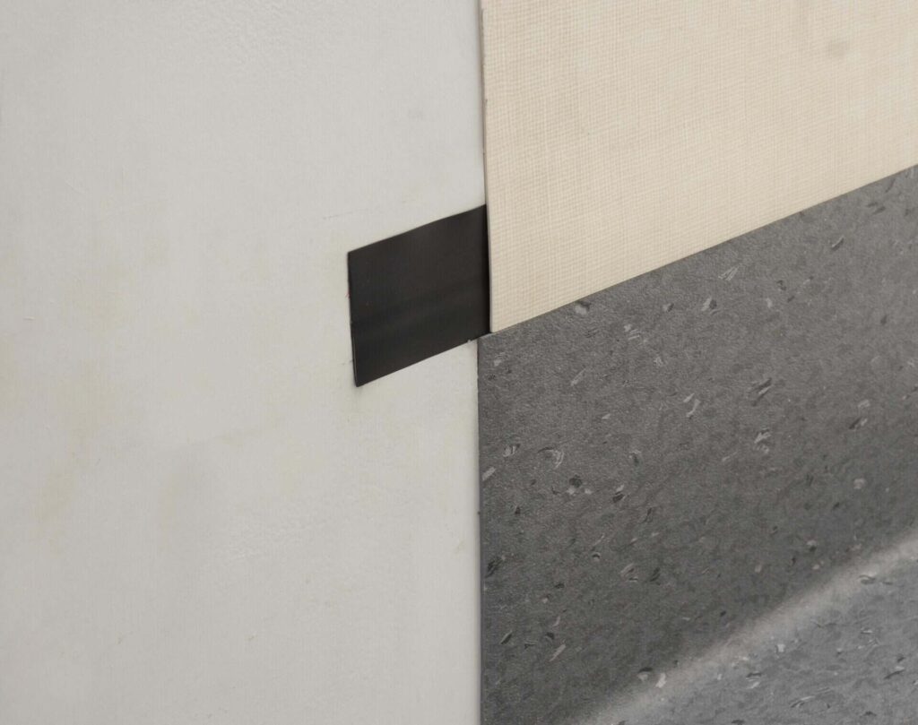 Tredsafe DT068 Wall to Floor Vinyl Packer