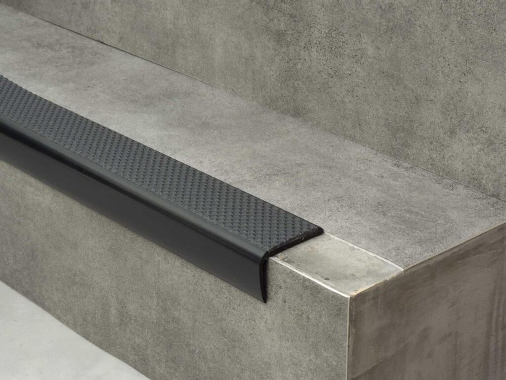 Tredsafe UP117 Vinyl Stair Nosing